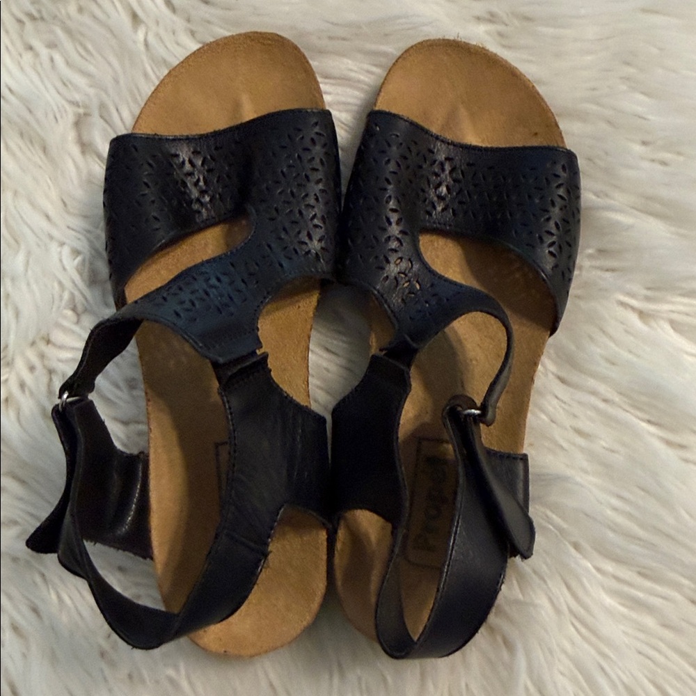 Propet Black Leather Slide Sandals with Suede Footbed size 8.5 BNWOT - Picture 9 of 9
